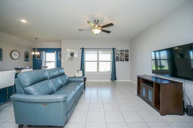Foto del edificio - 23226 Twilight Oaks Ct