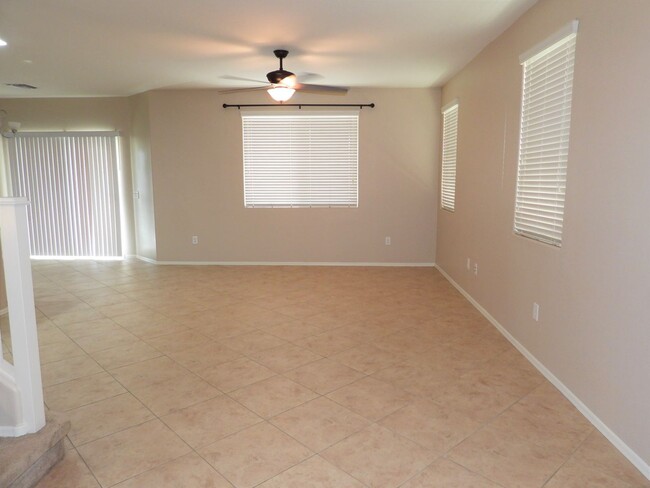 Foto del edificio - 3 bedroom, 2.5 baths -$400.00 off first mo...