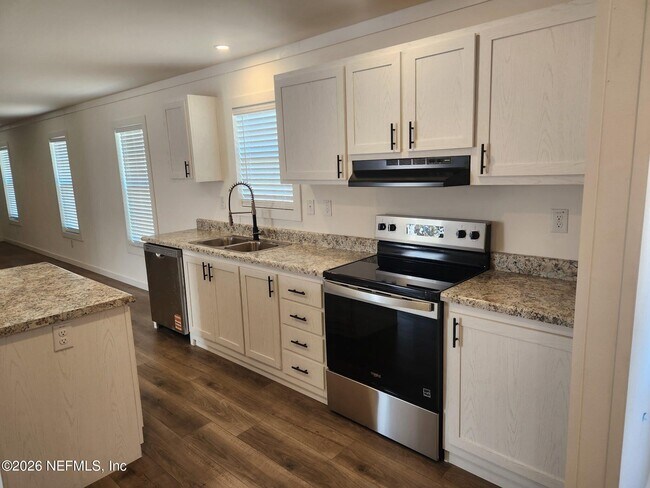 Building Photo - 5086 Timberwood Trail