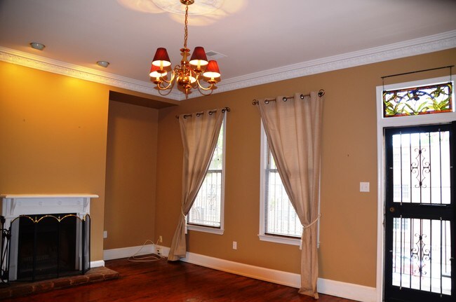 Main room, fire place - 1762 Corcoran St NW