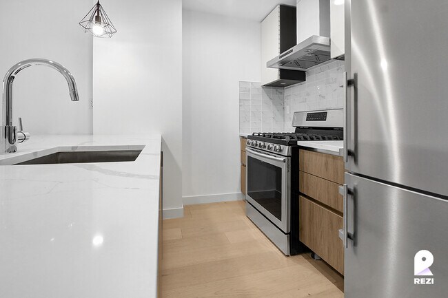Foto del edificio - 148-37 88th Ave
