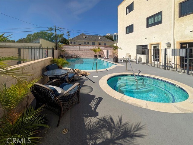 Foto del edificio - 227 S Madison Ave