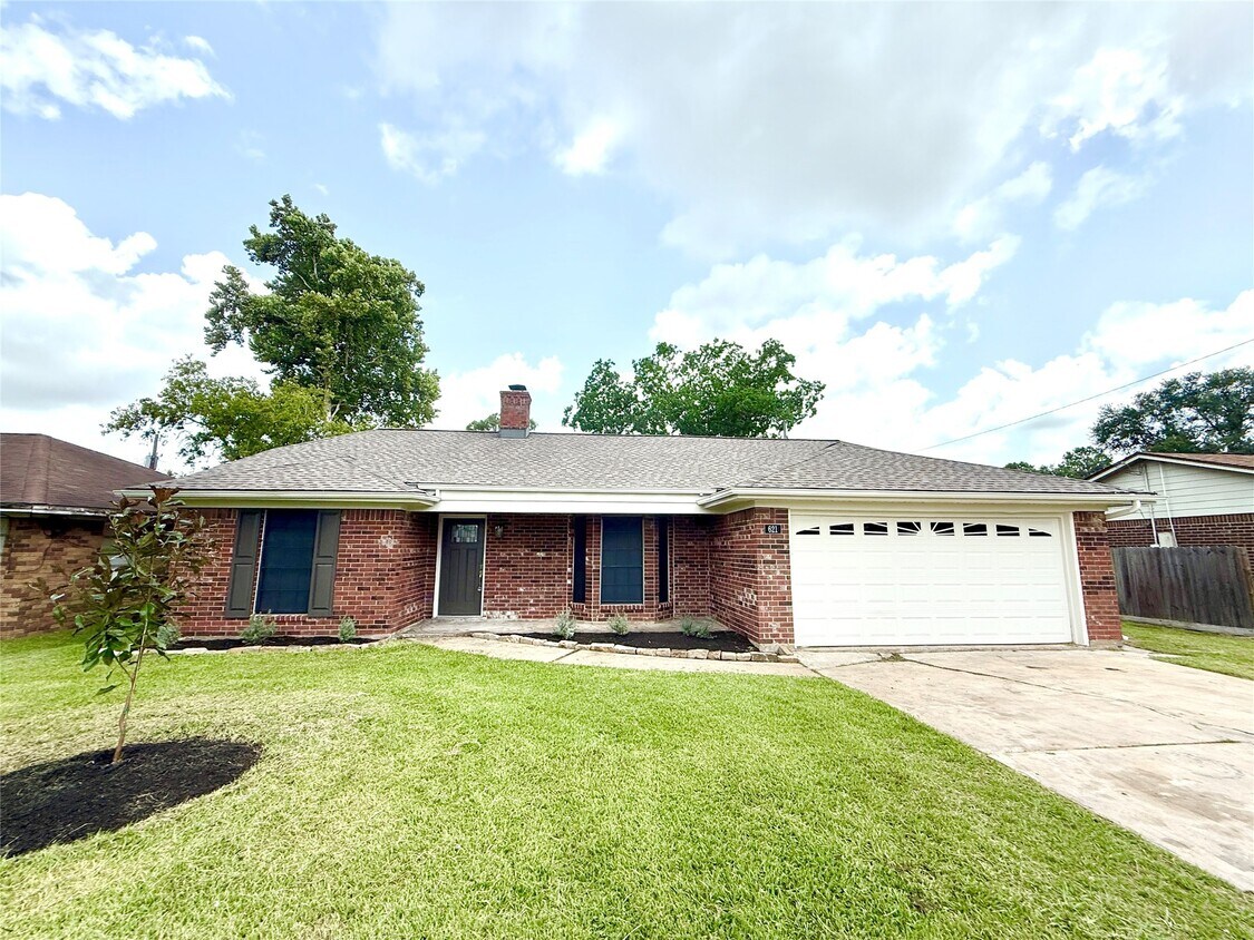 Foto principal - 621 E Murray St