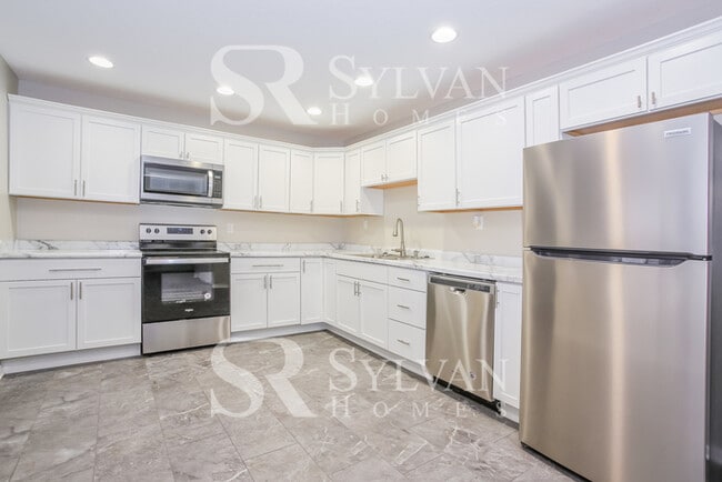 Building Photo - The Lifestyle You Deserve.