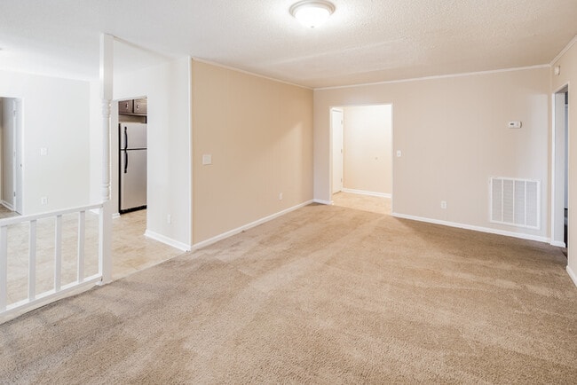 Building Photo - Charming 3-Bedroom Brick Home