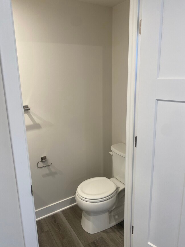 Building Photo - 16427 Fife Wy