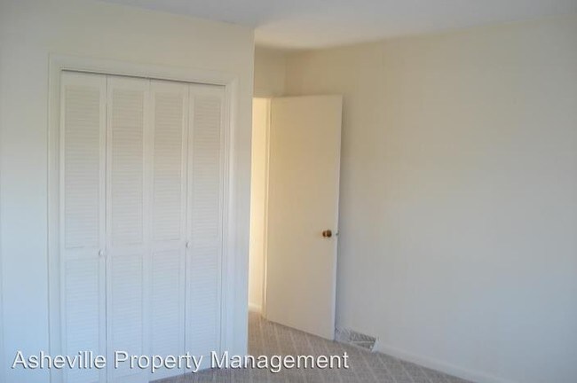 Foto del edificio - 2 br, 1.5 bath House - 8 Hal Wells Loop