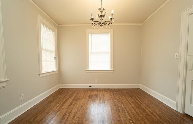 Foto del edificio - 523 Morningview Dr