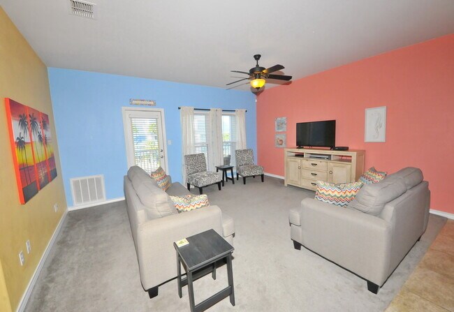 Foto del edificio - 14427 Compass St