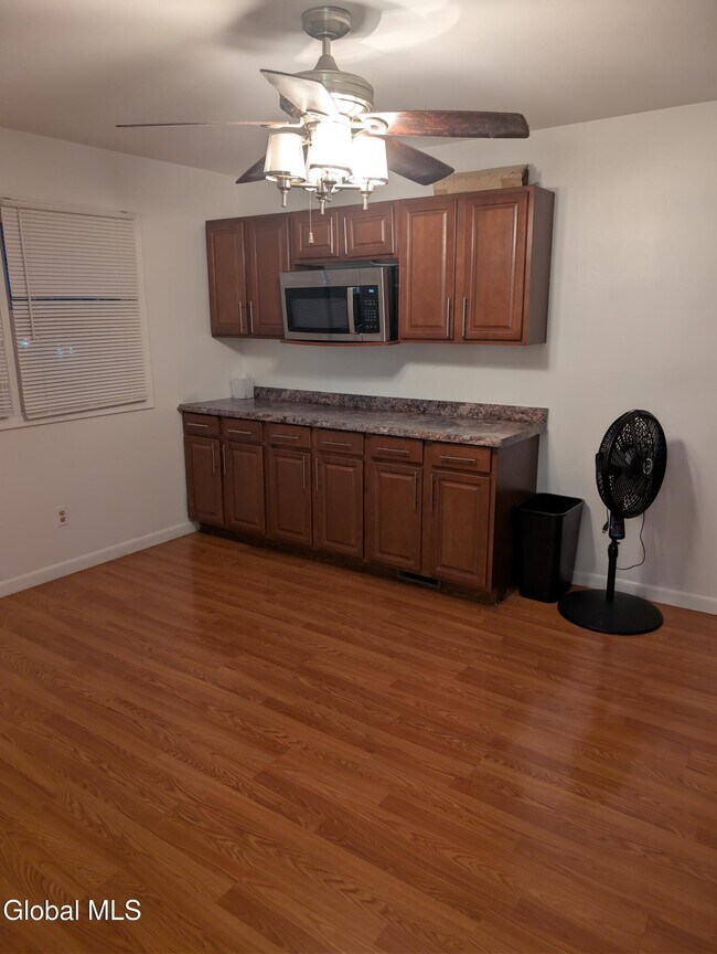 Foto del edificio - 2 Friebel Rd