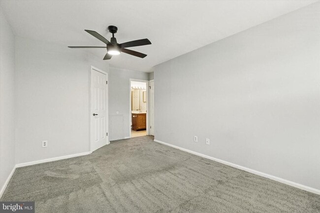Building Photo - 806 Beacon Hill Dr