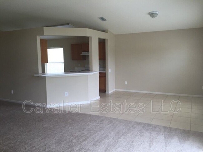 Building Photo - 10411 Hunters Haven Blvd
