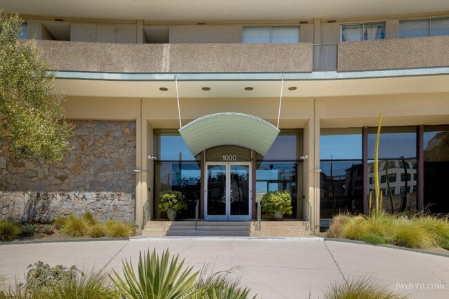 Foto del edificio - 1000 North Point St