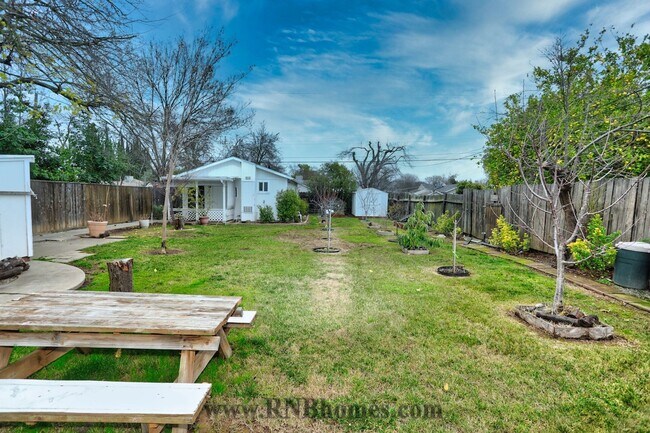 Building Photo - 3141 63rd St