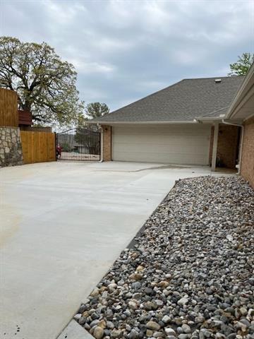 Foto del edificio - 232 Oak Hill Dr
