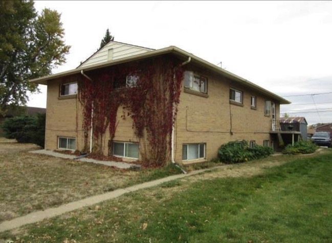 Exterior View - 5055-5085 Martin Luther King Blvd