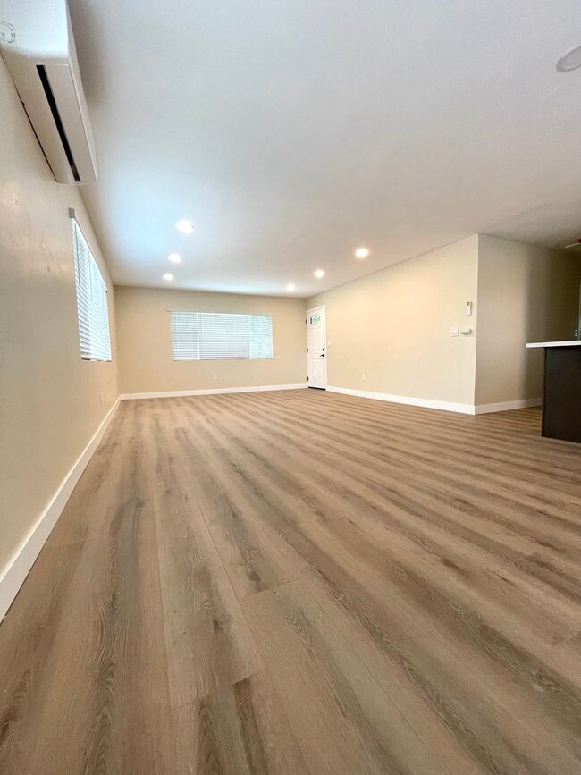 Building Photo - Beautiful, Newly Renovated Home