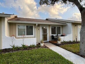 Building Photo - 127 Rio Del Mar St