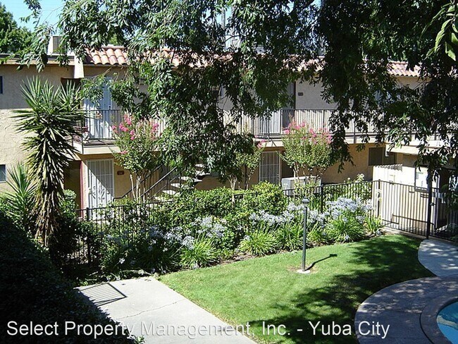 Building Photo - 1280 B St