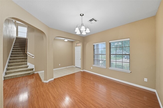 Foto del edificio - 15206 Bartlett Landing Dr