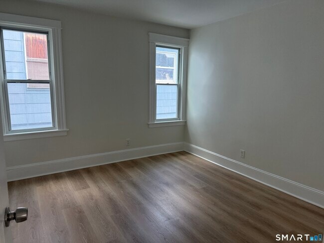 Foto del edificio - 173 Chestnut Ave