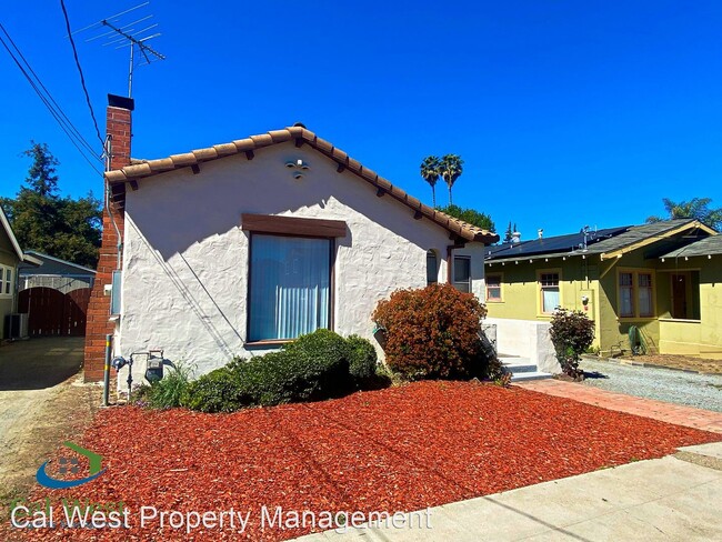 Building Photo - 2 br, 1 bath House - 435 IRVING AVE.