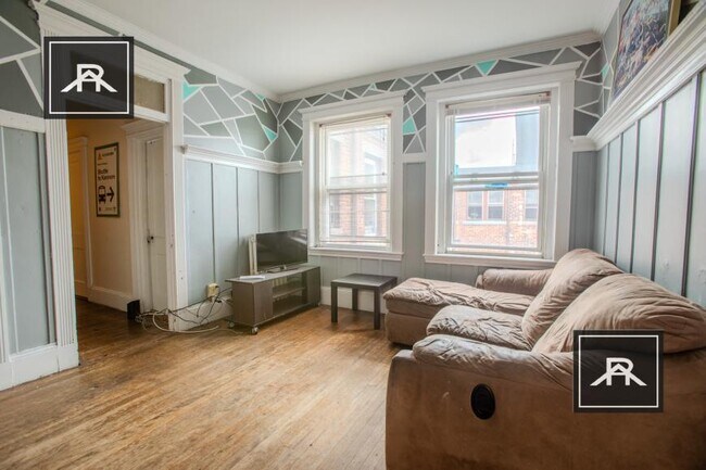 Photo - 4 bedroom in Allston MA 02135 Apartment