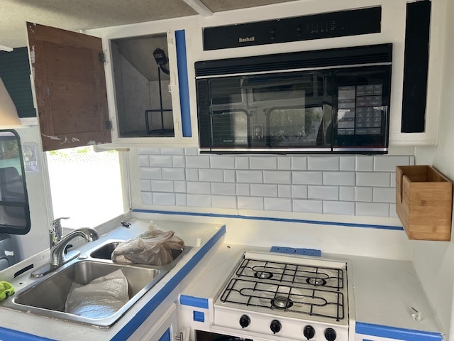 Photo - 7131 Taft St House