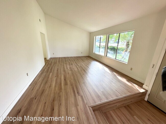 Building Photo - 4 br, 3 bath House - 1941 E. Hillhaven Dr.