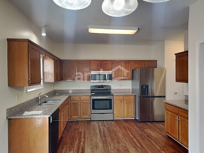 Foto del edificio - 2659 Hansford Dr