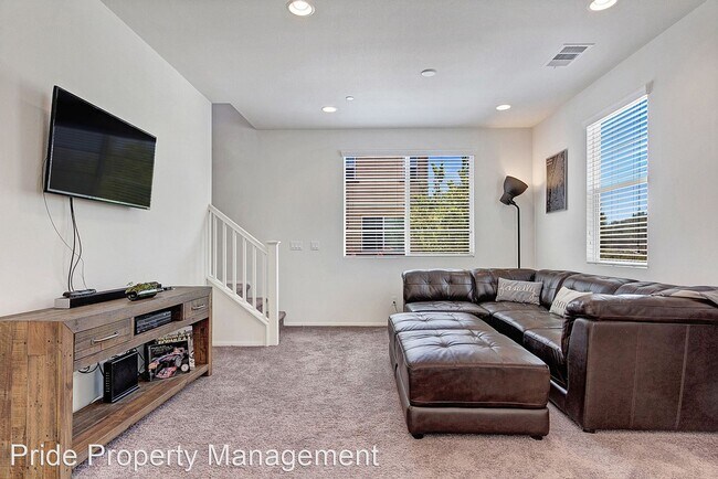 Foto del edificio - 4 br, 3 bath House - 323 Paseo Gusto