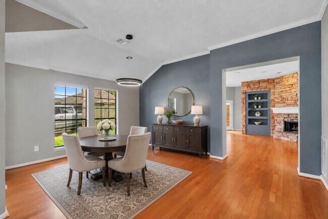 Building Photo - 13931 Carrington Ln
