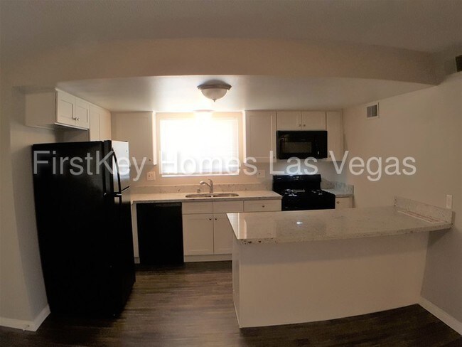 Foto del edificio - 4517 Cinderella Ln