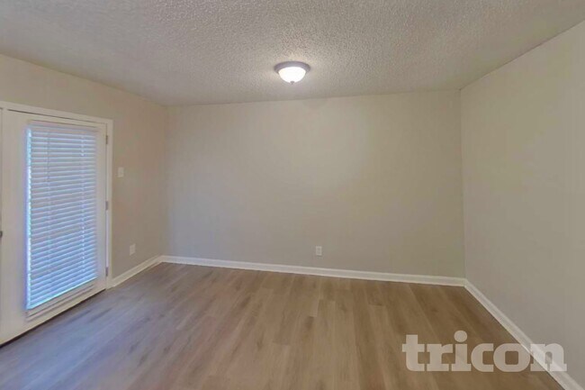 Foto del edificio - 2908 Lemmontree Ln