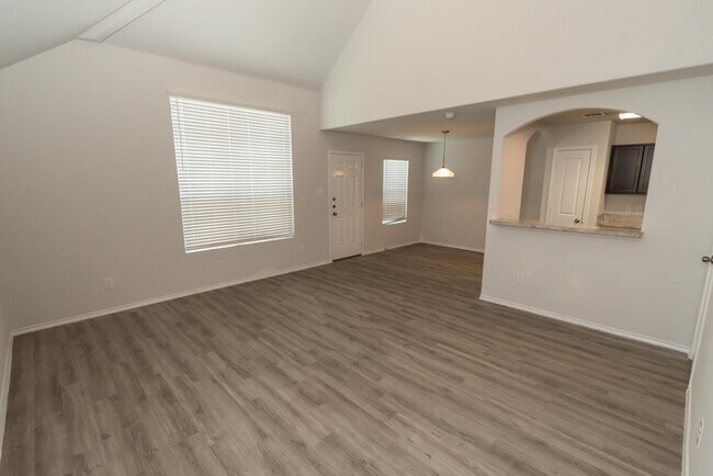 Foto del edificio - 16918 Lacey Bell Ln