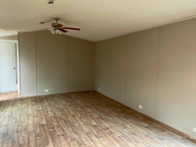 Foto del edificio - 4801 Goldfield Dr
