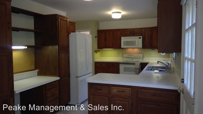Foto del edificio - 3128 Glen Carlyn Rd