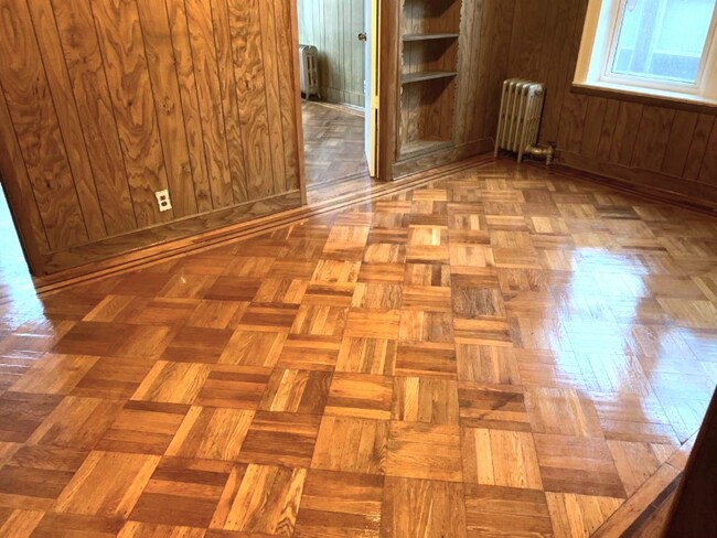 Building Photo - 191-13 42nd Ave