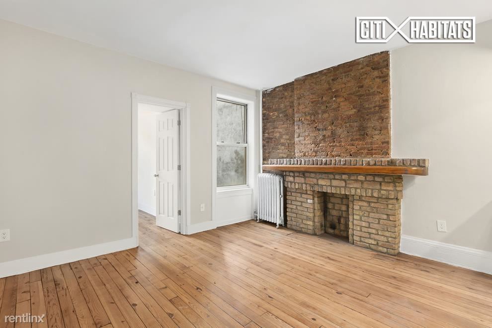 Primary Photo - 437 1st St