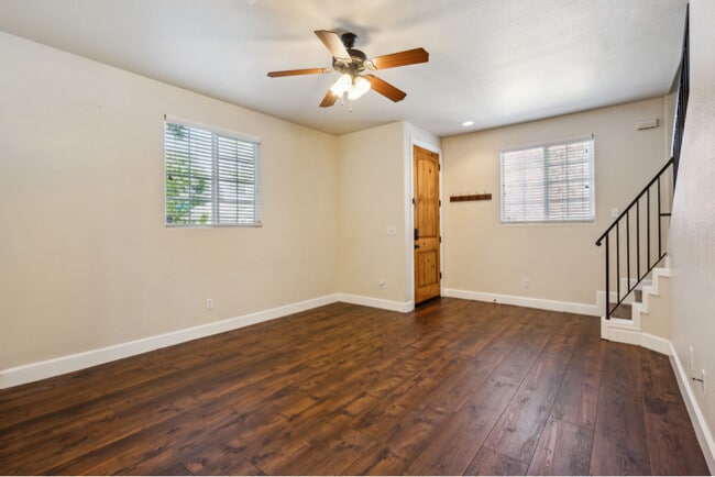 Building Photo - 3004 Portola Way