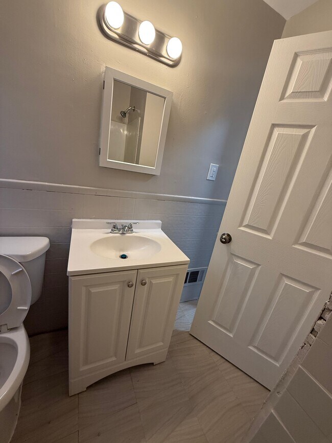 Foto del edificio - 14891 Hartwell St