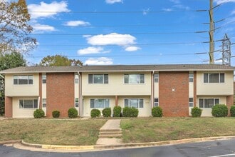 Building Photo - 2354 Champion Ct