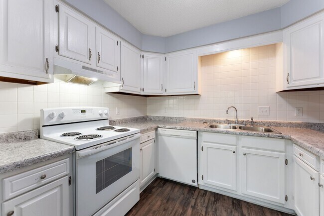 Foto del edificio - 3201-3207 Schuetzen Ln