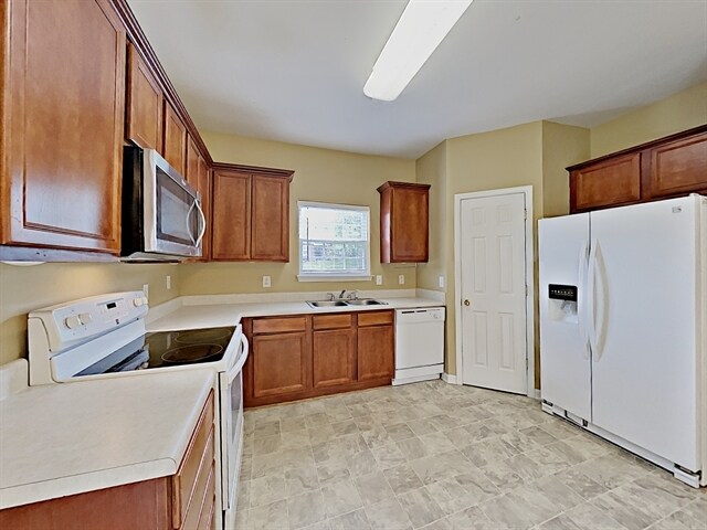 Building Photo - 100 Otter Glenn Drive