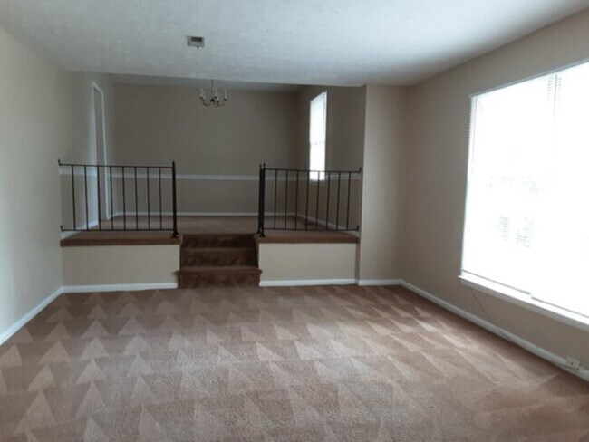 Foto del edificio - 6831 Buttermere Dr