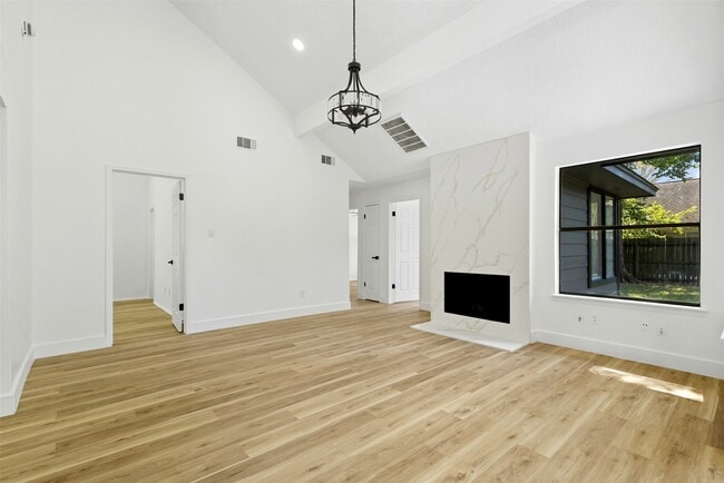 Building Photo - 18511 Headland Dr