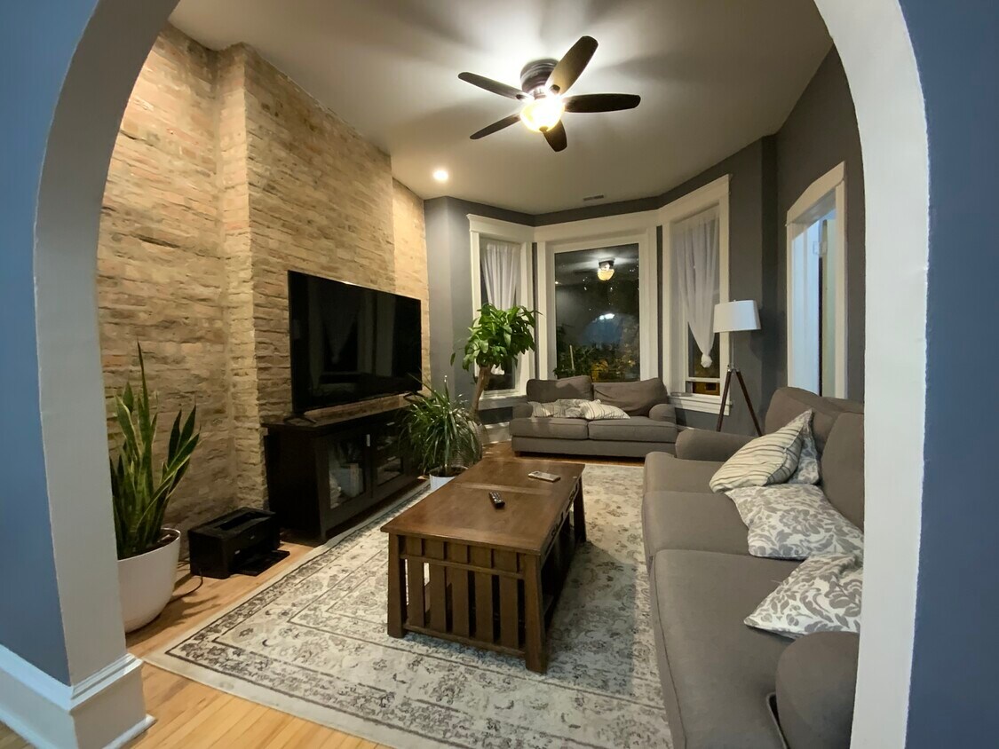Foto principal - 909 S Bishop St