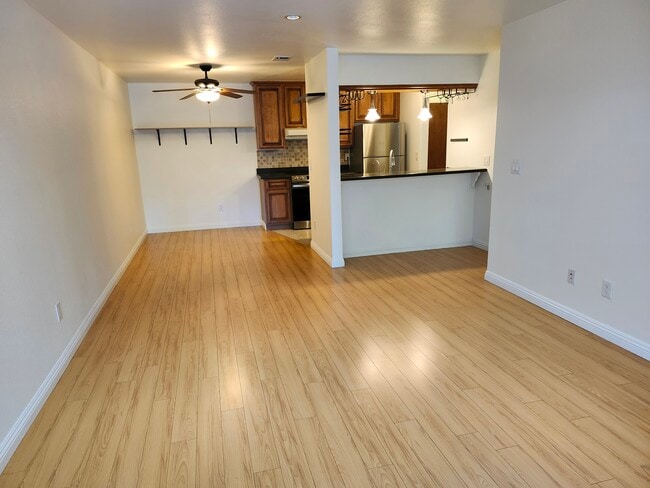 Building Photo - 40425 Chapel Way