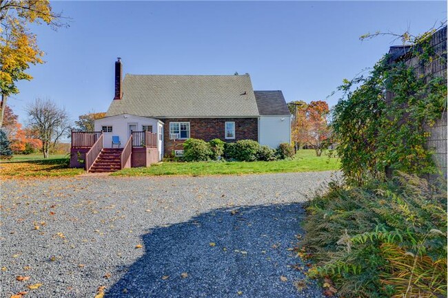 Foto del edificio - 295 Cedar Grove Ln