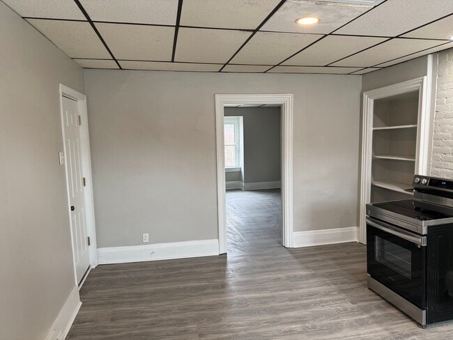 Photo - 1932 Lowrie St Apartment